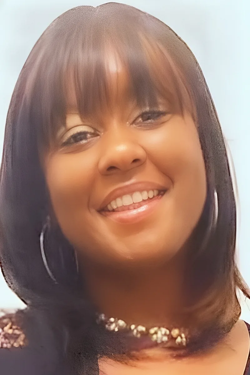 LaDricka C